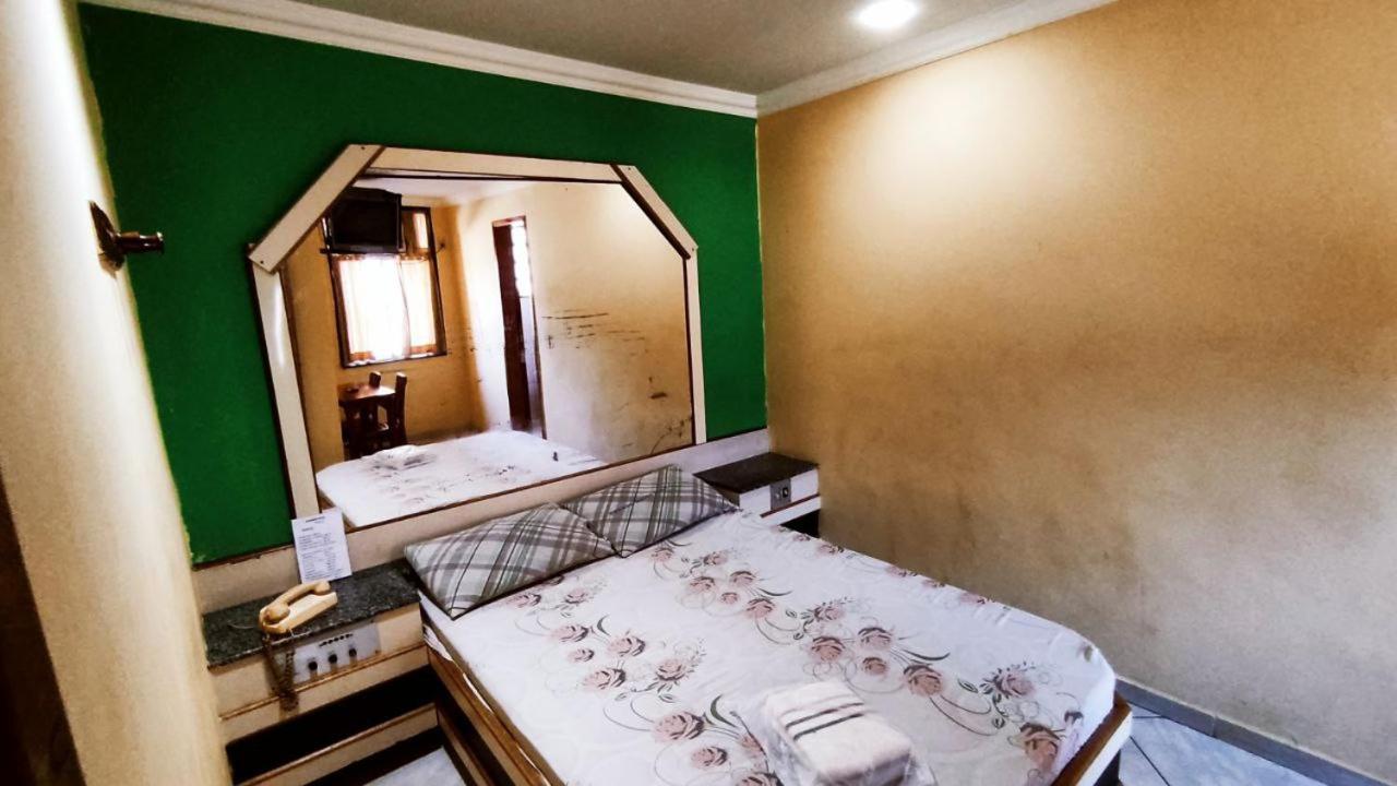Grande Hotel Duque de Caxias Buitenkant foto